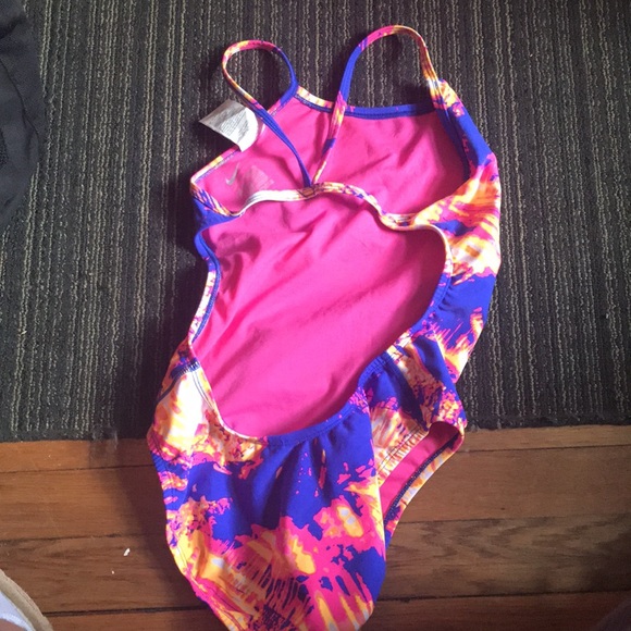 Nike bathing suit size 28 - Picture 2 of 2